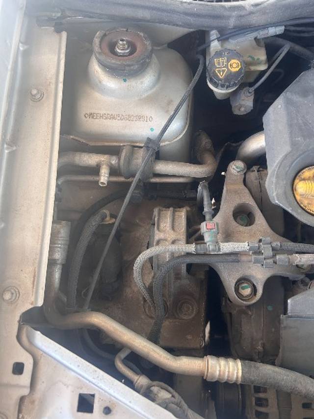 https://images10.gaadi.com/usedgaadi-sellcar/UsedCar/e57ed823a/ad004fdb-71c5-4857-ba89-fb4a0178f6df.jpeg?imwidth=6402