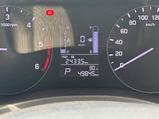 https://images10.gaadi.com/usedgaadi-sellcar/UsedCar/e57eed8ca/f821d44a-2a09-4e33-9e3c-393c97aac02f.jpeg?imwidth=6402