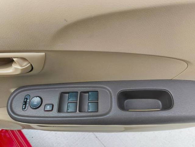 https://images10.gaadi.com/usedgaadi-sellcar/UsedCar/e57f6343a/4e1ffad4-4671-4f53-9e06-51905e94e927.jpg?imwidth=6402