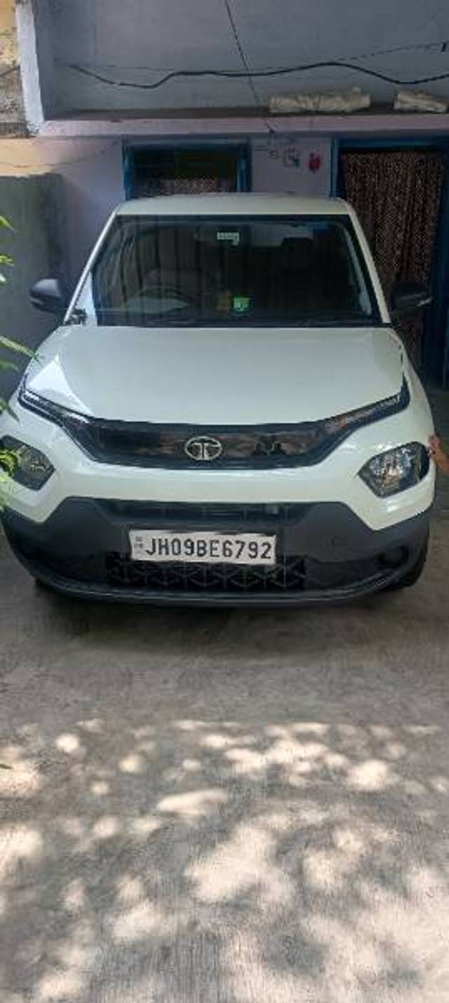 https://images10.gaadi.com/usedgaadi-sellcar/UsedCar/e57f64d2a/53396ab3-97af-4bb7-ab15-3a65caeb299a.jpg?imwidth=6400