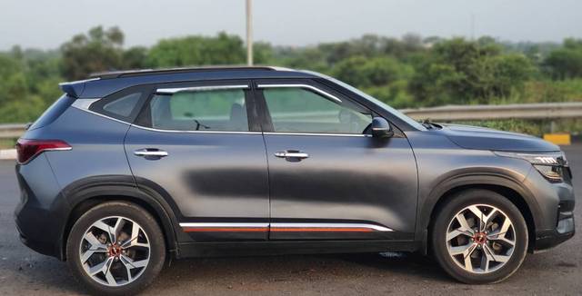 https://images10.gaadi.com/usedgaadi-sellcar/UsedCar/e57f9e98a/9ad4c030-99c3-480f-880d-a75abfb5e7d1.jpg?imwidth=6401