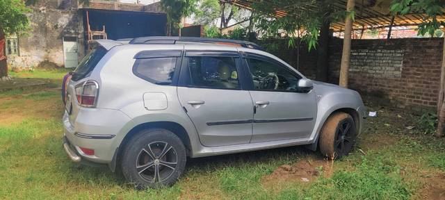 https://images10.gaadi.com/usedgaadi-sellcar/UsedCar/e57fa8f7a/6a6db293-068f-4f1e-91e8-1687a8a6e894.jpg?imwidth=6400