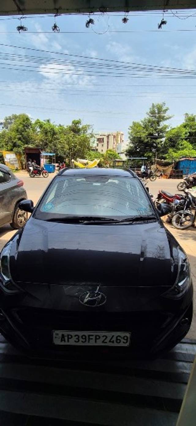 https://images10.gaadi.com/usedgaadi-sellcar/UsedCar/e57fc7ffa/69c6387f-0b4b-49c9-9d12-ce5ecffb91d2.jpeg?imwidth=6401