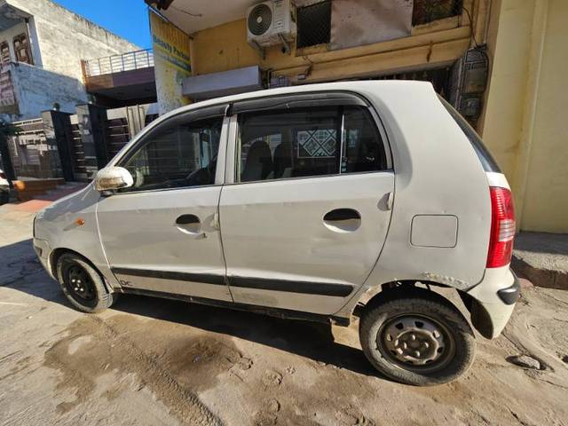 https://images10.gaadi.com/usedgaadi-sellcar/UsedCar/e5801e3ba/7752bb3a-99b5-43ad-a529-1b5add9c4ae6.jpg?imwidth=6401