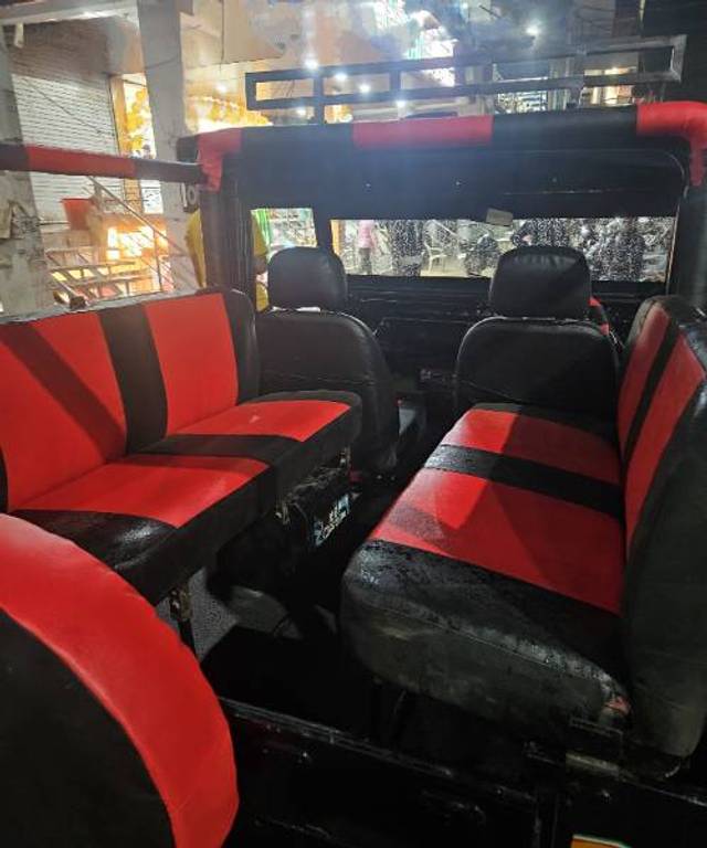 https://images10.gaadi.com/usedgaadi-sellcar/UsedCar/e580739ba/7b67337d-1905-45b5-9d52-57ea258604e0.jpg?imwidth=6402