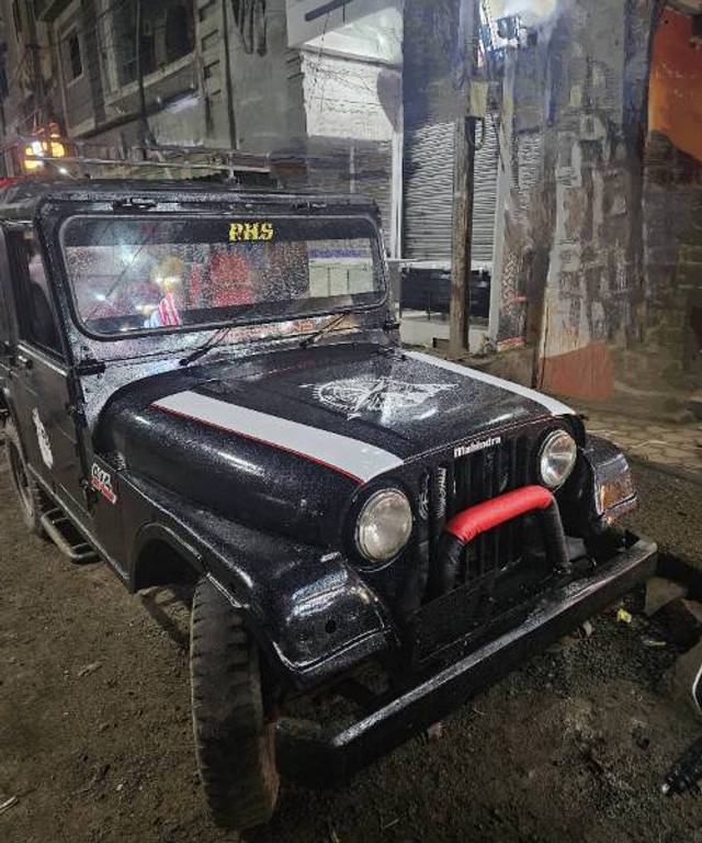 https://images10.gaadi.com/usedgaadi-sellcar/UsedCar/e580739ba/fc5d9136-4132-426c-9b8a-656f34c7cffe.jpg?imwidth=6400