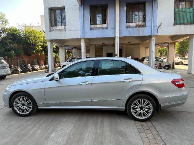https://images10.gaadi.com/usedgaadi-sellcar/UsedCar/e58090c7a/34979543-2561-4f9c-8d33-0d37cb3f3a04.jpg?imwidth=6402