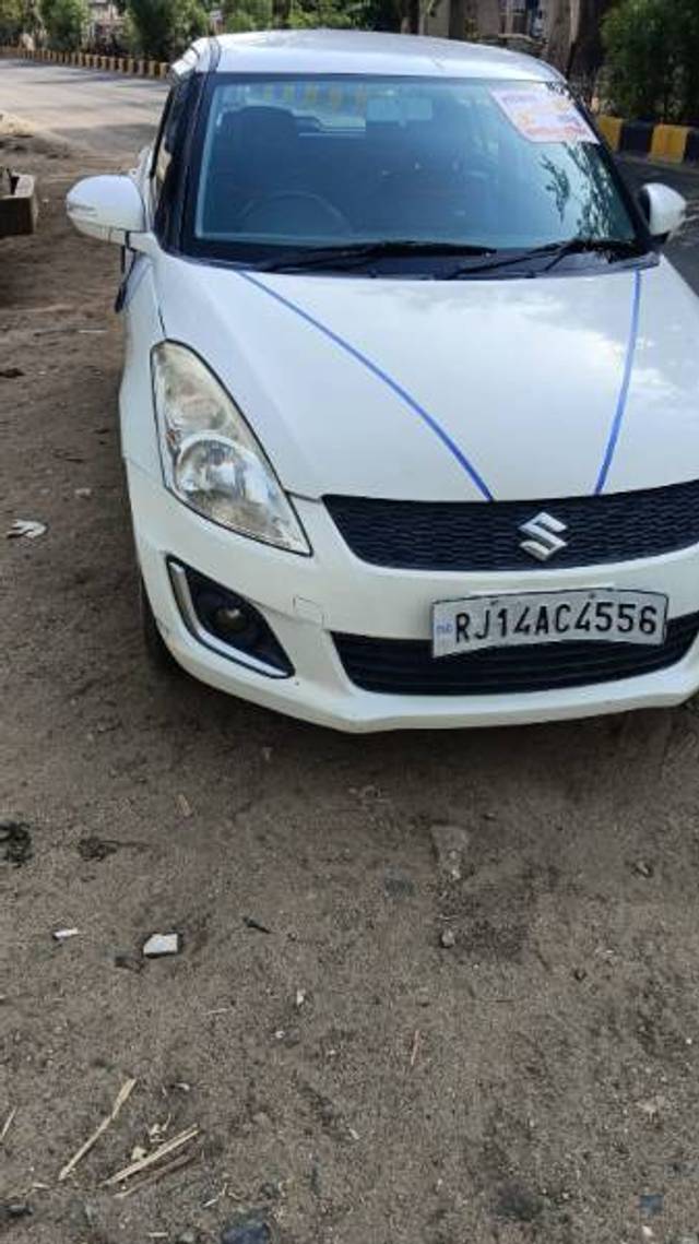 https://images10.gaadi.com/usedgaadi-sellcar/UsedCar/e5809f32a/cf30381c-625f-40e5-b0dd-13c0bc62a8e4.jpg?imwidth=6400