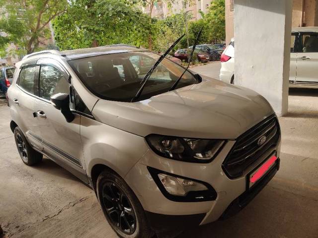 https://images10.gaadi.com/usedgaadi-sellcar/UsedCar/e580ae57a/bf019f70-bc24-4a59-a7e6-939f4d785bc8.jpg?imwidth=6400