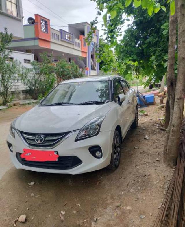 https://images10.gaadi.com/usedgaadi-sellcar/UsedCar/e580e616a/542d4110-cc40-4f3d-8b86-93ec26644e6e.jpg?imwidth=6402