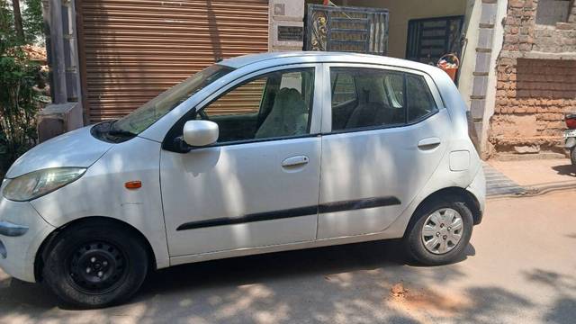 https://images10.gaadi.com/usedgaadi-sellcar/UsedCar/e5816117a/53c4bb09-7d67-44c1-9fc8-9a0853743cbc.jpg?imwidth=6401