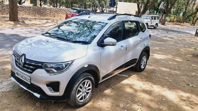 https://images10.gaadi.com/usedgaadi-sellcar/UsedCar/e58199bfa/422cdb94-3a24-40e7-9010-a0dcd6151589.jpg?imwidth=6401