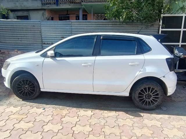 https://images10.gaadi.com/usedgaadi-sellcar/UsedCar/e581cc6ba/abdef9e3-e26d-436a-8ada-eed8577dce3c.jpg?imwidth=6401