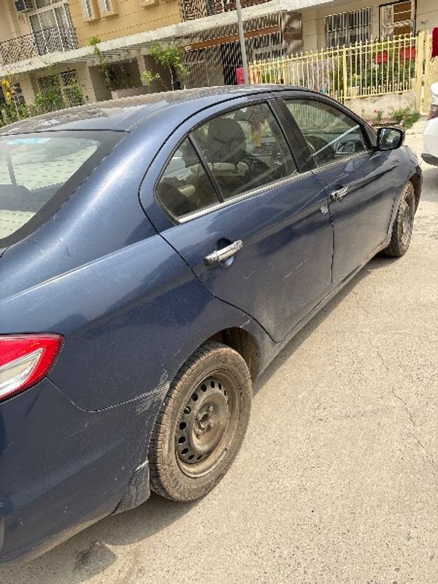 https://images10.gaadi.com/usedgaadi-sellcar/UsedCar/e581eb19a/1656efd3-f54e-4480-899b-209229baa033.jpg?imwidth=6400