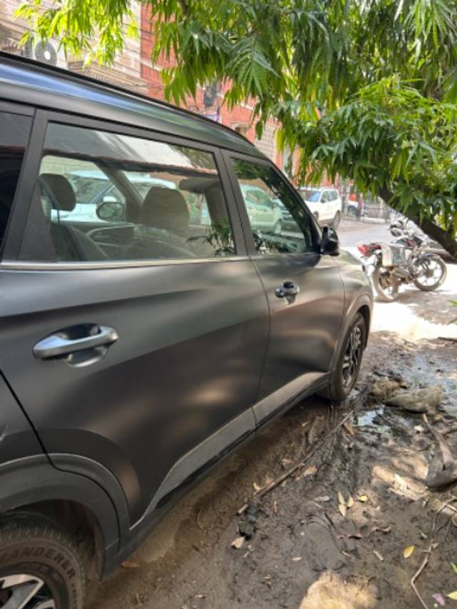 https://images10.gaadi.com/usedgaadi-sellcar/UsedCar/e58207cca/9ee4f66f-47e8-4df7-a385-dfede8d45075.jpeg?imwidth=6401