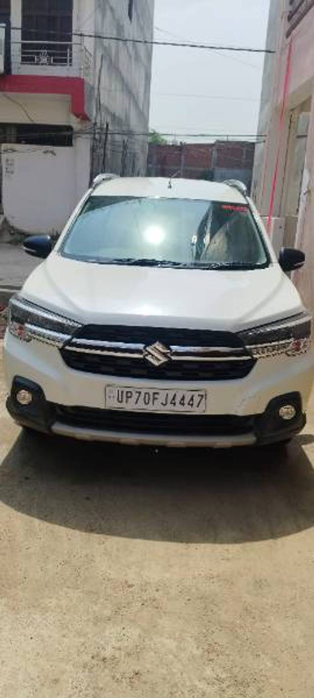 https://images10.gaadi.com/usedgaadi-sellcar/UsedCar/e5824c65a/fcb26c36-61f4-4bfd-8bf9-9ccf4a2f3ca0.jpg?imwidth=6400