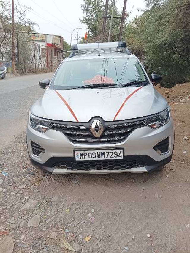 https://images10.gaadi.com/usedgaadi-sellcar/UsedCar/e582d4bda/c9d970e1-d68c-40c8-8b5e-898fcda843d5.jpg?imwidth=6400