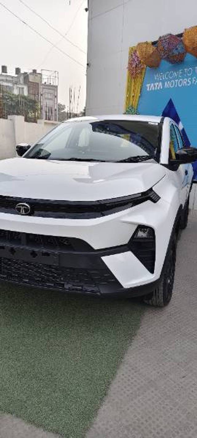 https://images10.gaadi.com/usedgaadi-sellcar/UsedCar/e58383cba/f8f3ce7b-a5fd-46ee-8c2a-c708c900d29f.jpg?imwidth=6400