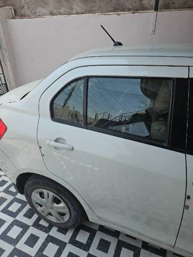 https://images10.gaadi.com/usedgaadi-sellcar/UsedCar/e583af74a/37408a6b-1a14-4f21-92e5-baf146bf0cad.jpg?imwidth=6402