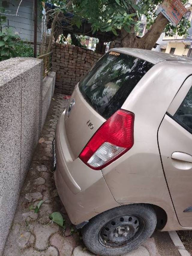 https://images10.gaadi.com/usedgaadi-sellcar/UsedCar/e58409e4a/f011db99-f9f9-4083-95e8-7ef54d00c6f5.jpg?imwidth=6402