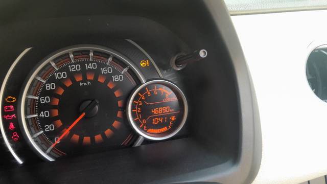 https://images10.gaadi.com/usedgaadi-sellcar/UsedCar/e5844f22a/a61cdc57-90fa-439c-9201-c800ba3c62a8.jpg?imwidth=6401