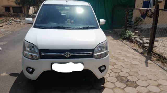 https://images10.gaadi.com/usedgaadi-sellcar/UsedCar/e5844f22a/ae17c28d-7939-4831-b0c5-76d1e2850ae8.jpg?imwidth=6400