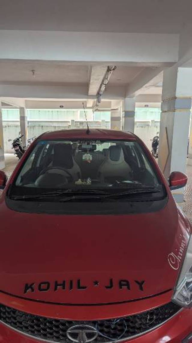 https://images10.gaadi.com/usedgaadi-sellcar/UsedCar/e584d8a8a/3f87c67f-fd7f-4b82-92ef-6bdd21b732a1.jpg?imwidth=6400