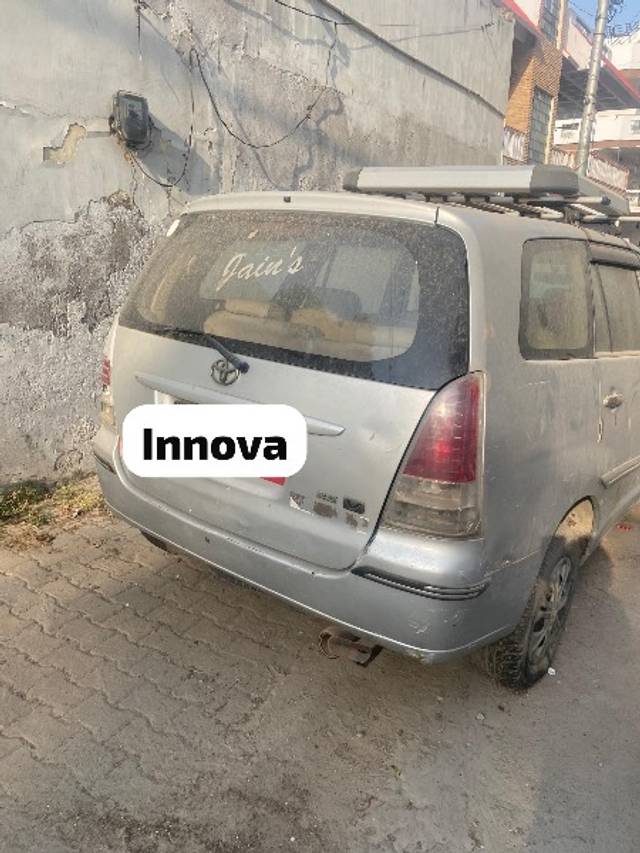 https://images10.gaadi.com/usedgaadi-sellcar/UsedCar/e5853774a/5a00b934-0be3-4663-9671-e26c2b1c2faf.jpeg?imwidth=6401