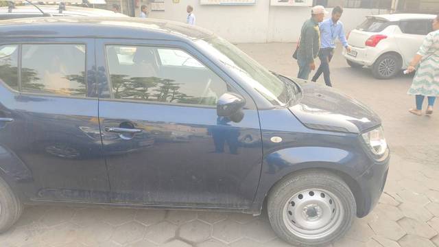 https://images10.gaadi.com/usedgaadi-sellcar/UsedCar/e5853816a/1e3e17e2-3b53-4e77-8a7c-baed0cf13649.jpg?imwidth=6402
