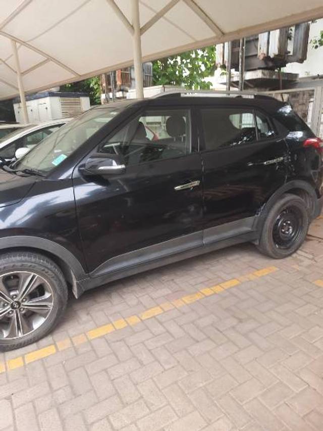 https://images10.gaadi.com/usedgaadi-sellcar/UsedCar/e585b256a/00f33a7f-4221-4bc9-86ca-933821771f09.jpg?imwidth=6402