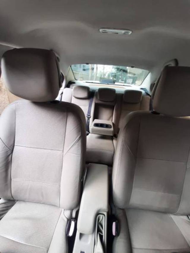 https://images10.gaadi.com/usedgaadi-sellcar/UsedCar/e585bcfea/adeeb4f2-6cc7-45b9-ad89-3c4bc30a1592.jpg?imwidth=6401