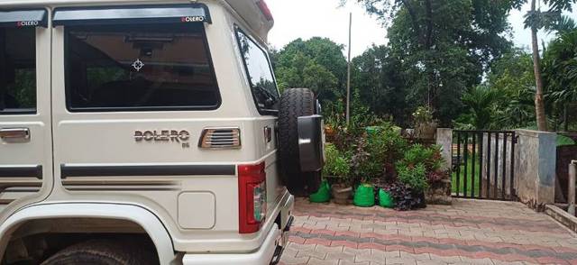 https://images10.gaadi.com/usedgaadi-sellcar/UsedCar/e5861460a/91015ed7-2f70-4ad9-8c95-bb6efb84a088.jpg?imwidth=6402