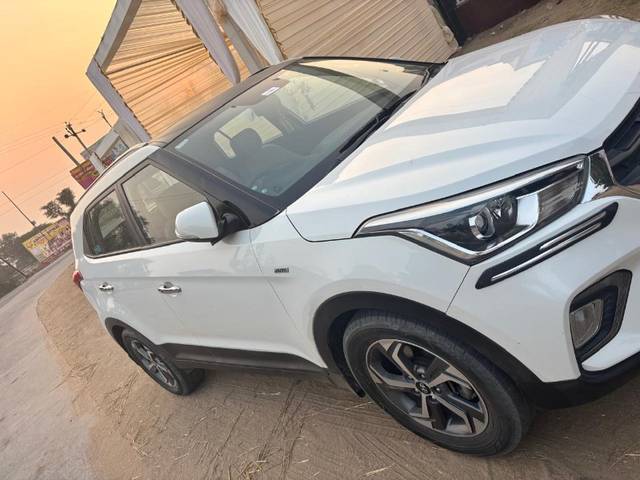 https://images10.gaadi.com/usedgaadi-sellcar/UsedCar/e586657da/83057cf0-6129-4da5-a6bf-a5df66f1b687.jpg?imwidth=6401