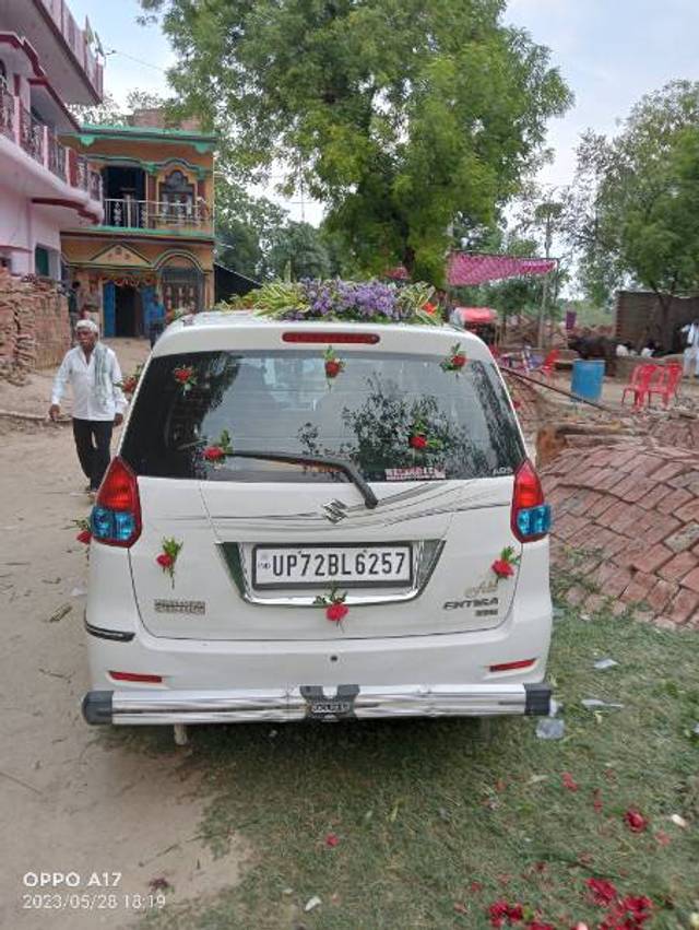 https://images10.gaadi.com/usedgaadi-sellcar/UsedCar/e5869831a/40b5fe1d-c8ae-4e8e-a780-1d32906ab8ef.jpg?imwidth=6401