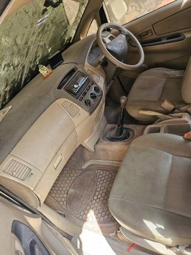 https://images10.gaadi.com/usedgaadi-sellcar/UsedCar/e586aaf7a/b6260fa4-2a2b-47e4-ba6d-7aa0c02bcc54.jpg?imwidth=6401