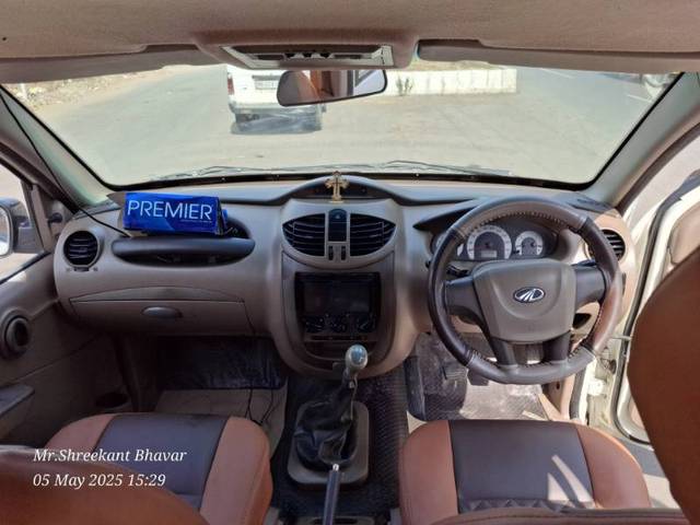 https://images10.gaadi.com/usedgaadi-sellcar/UsedCar/e5886825a/ccd4921c-7426-4a2d-a2fe-1b278043c247.jpg?imwidth=6402