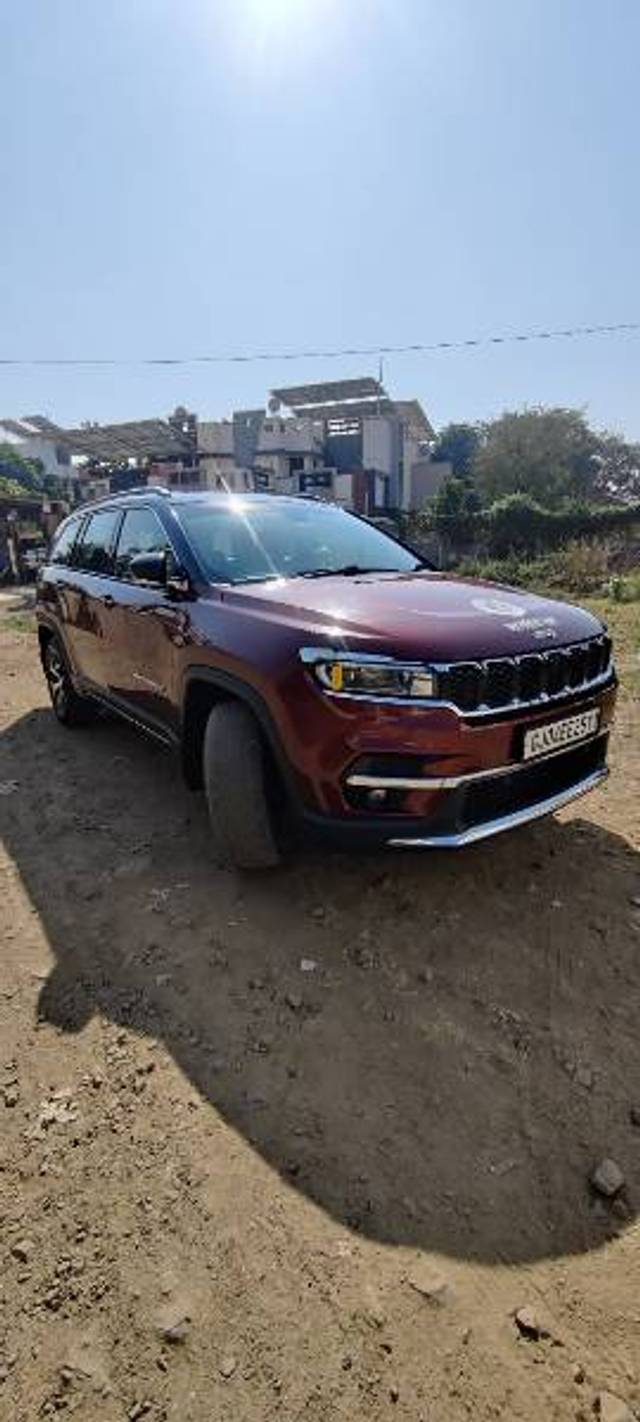 https://images10.gaadi.com/usedgaadi-sellcar/UsedCar/e58985c7a/871f8e40-de17-4a17-8d4e-7ac14c972e3c.jpg?imwidth=6400