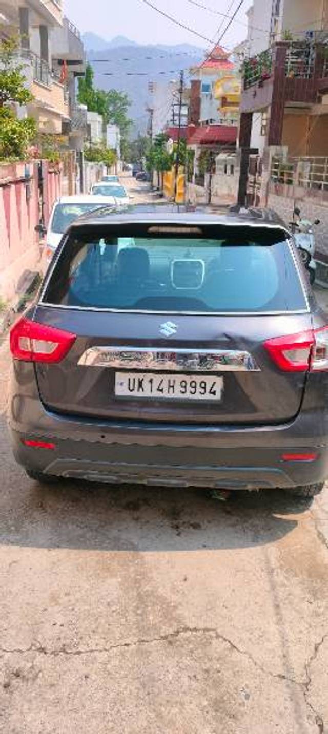 https://images10.gaadi.com/usedgaadi-sellcar/UsedCar/e58b2958a/f37cc6ab-a090-423c-8cc4-7158b1484015.jpg?imwidth=6402