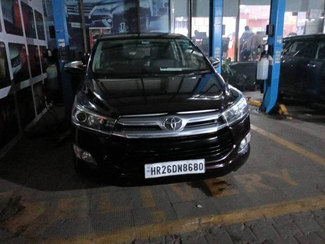 https://images10.gaadi.com/usedgaadi-sellcar/UsedCar/e58b3398a/dd38c4bf-2809-4e2f-9013-9bc9a043cbe2.jpg?imwidth=6400