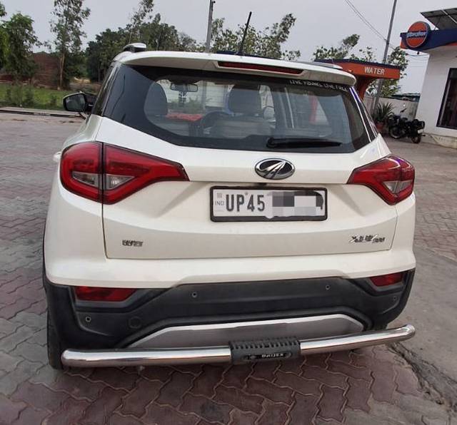 https://images10.gaadi.com/usedgaadi-sellcar/UsedCar/e58b37eea/6d99b85c-4b4d-4f98-9c4e-659fc01f6026.jpg?imwidth=6401