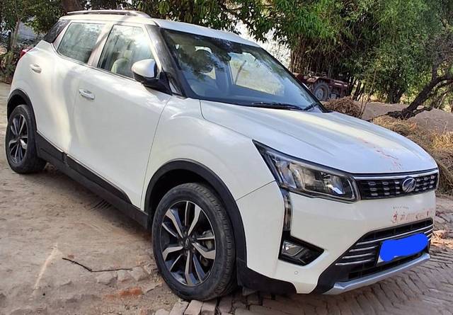 https://images10.gaadi.com/usedgaadi-sellcar/UsedCar/e58b37eea/8d9fb86f-12df-426b-ab6d-70c436c2e447.jpg?imwidth=6400