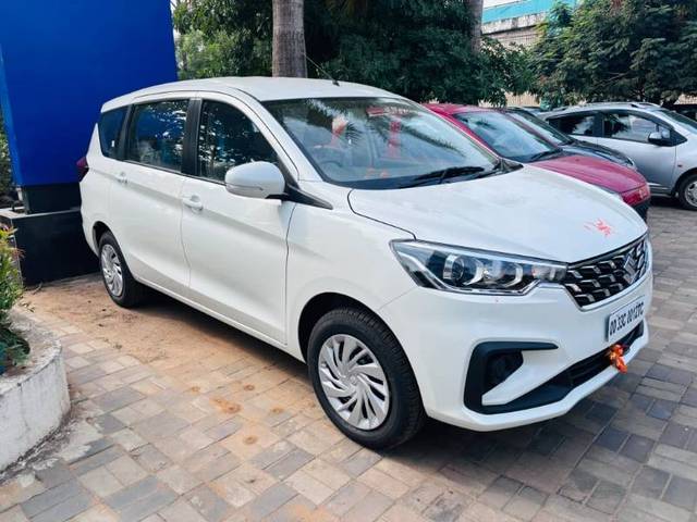 https://images10.gaadi.com/usedgaadi-sellcar/UsedCar/e58c0e8ca/a4a08034-df3b-44c2-ac56-87800b946736.jpg?imwidth=6400