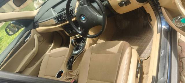 https://images10.gaadi.com/usedgaadi-sellcar/UsedCar/e58c60dfa/17abe819-f1d4-4581-88c8-5f11cd1e9d36.jpg?imwidth=6401