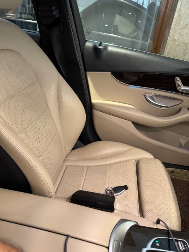 https://images10.gaadi.com/usedgaadi-sellcar/UsedCar/e58c6c13a/48aa669f-0c71-4623-ade5-4749216279b9.jpeg?imwidth=6401