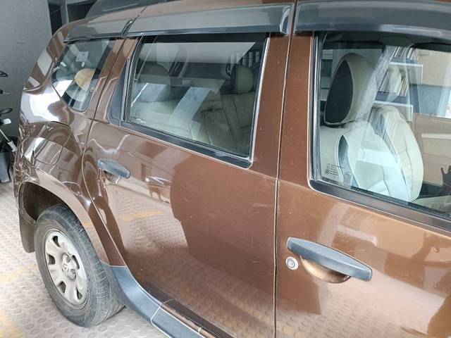 https://images10.gaadi.com/usedgaadi-sellcar/UsedCar/e58c83b9a/1248a1f8-9f73-41fb-bbd7-0343cc86a233.jpg?imwidth=6401
