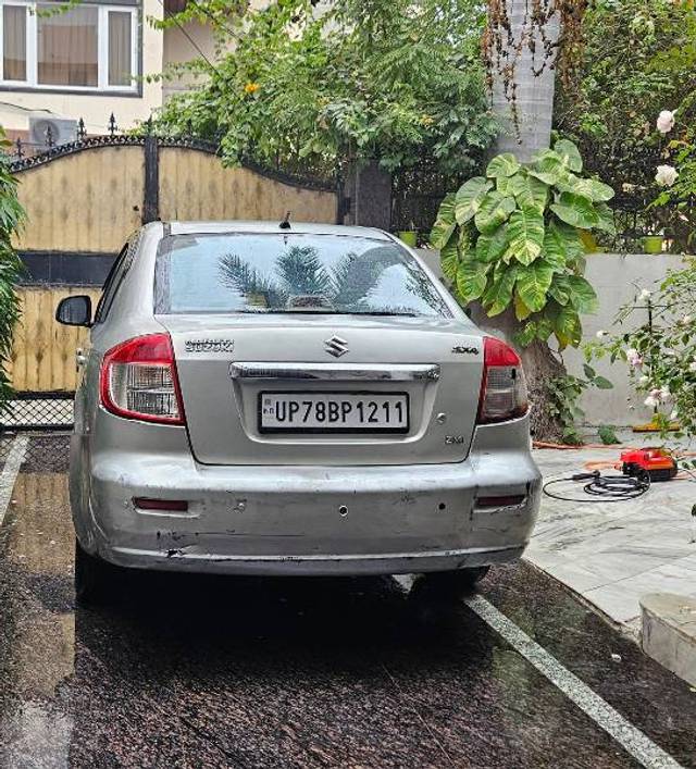 https://images10.gaadi.com/usedgaadi-sellcar/UsedCar/e58c9f9da/7dd4c28e-1b3d-44ec-9acd-36c1a822f652.jpg?imwidth=6402