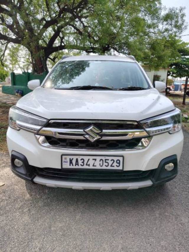https://images10.gaadi.com/usedgaadi-sellcar/UsedCar/e58d0165a/207580cf-56c1-4cf1-85f7-e88476e9f58e.jpg?imwidth=6400