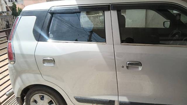 https://images10.gaadi.com/usedgaadi-sellcar/UsedCar/e58d197ca/0bdb1e97-2284-47e7-99a5-6f8361b52049.jpg?imwidth=6401