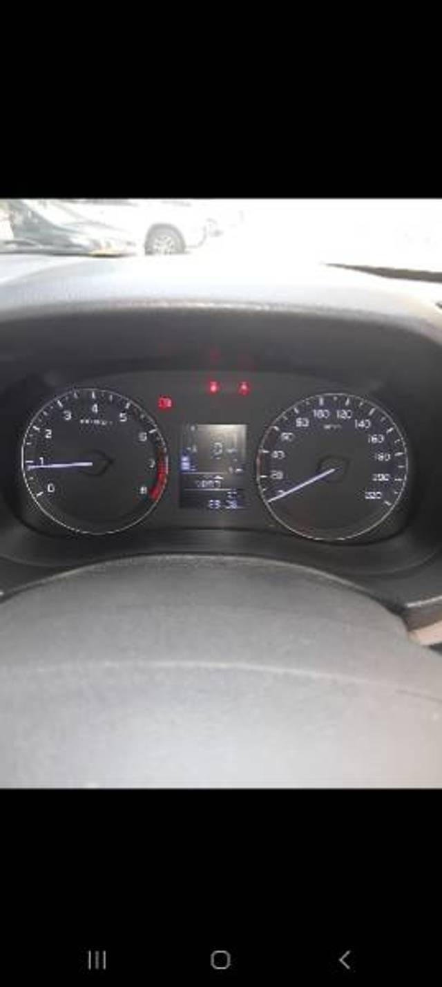 https://images10.gaadi.com/usedgaadi-sellcar/UsedCar/e58d6157a/45d084b3-8754-4bb6-8b38-4dd565a377b2.jpg?imwidth=6402