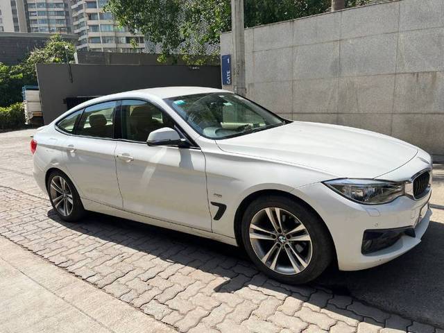 https://images10.gaadi.com/usedgaadi-sellcar/UsedCar/e58d6253a/a176a507-b401-421c-8690-a4e6a52cfd15.jpeg?imwidth=6400